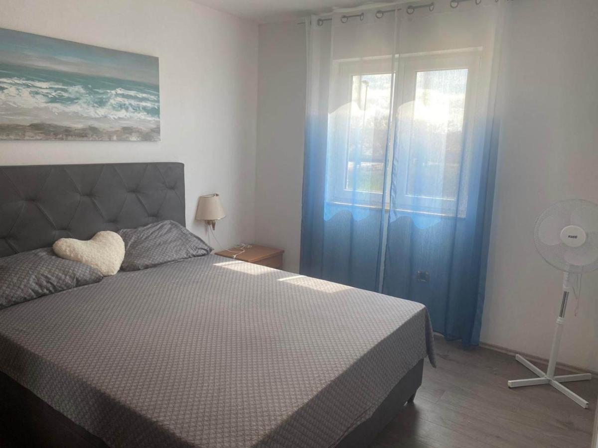 Apartmani Lucija Maslenica Exterior foto